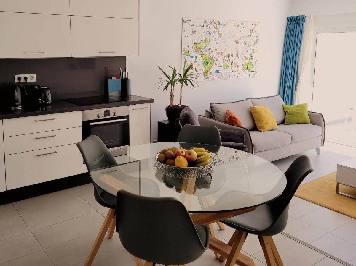 Hola Happy Hols Apartment Адехе Екстериор снимка